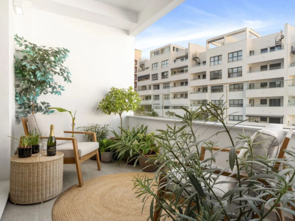Apartment for sale in Estepona