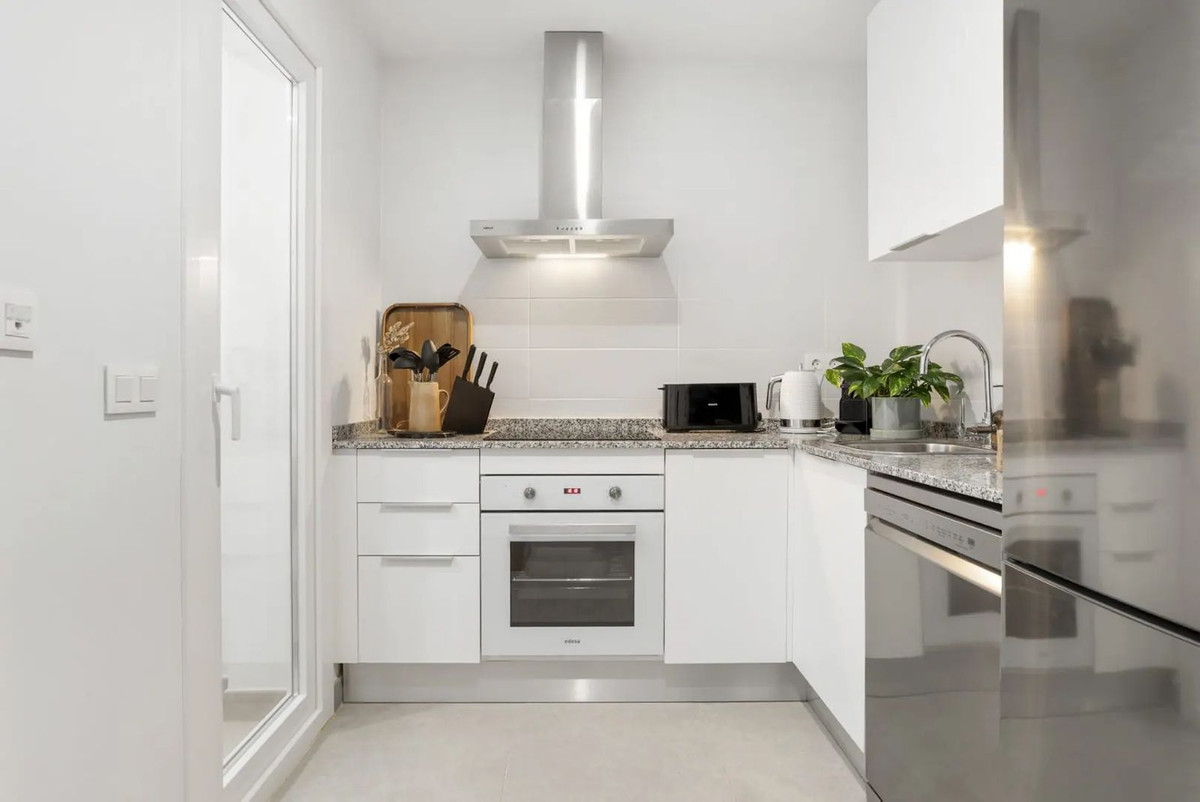 Apartment for sale in Estepona