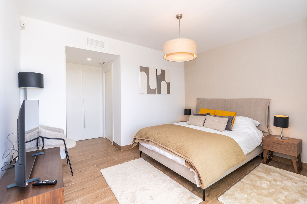 Apartment for sale in Estepona