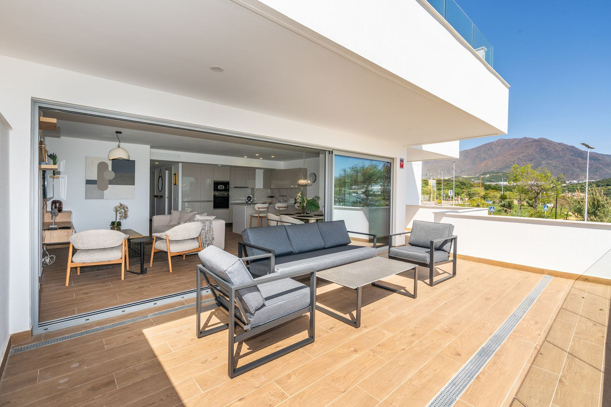 Apartment for sale in Estepona