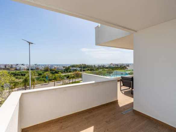Apartment for sale in Estepona