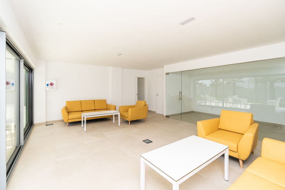 Apartment for sale in Estepona