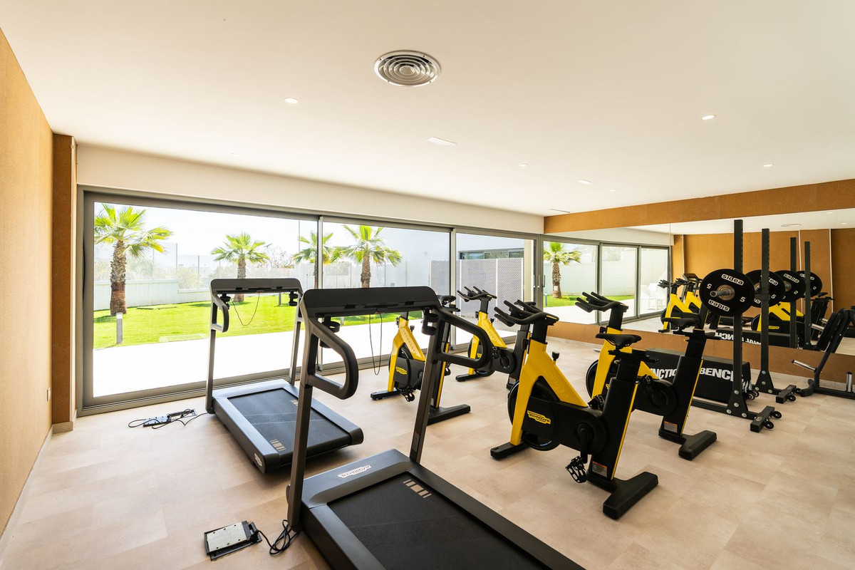Apartment for sale in Estepona