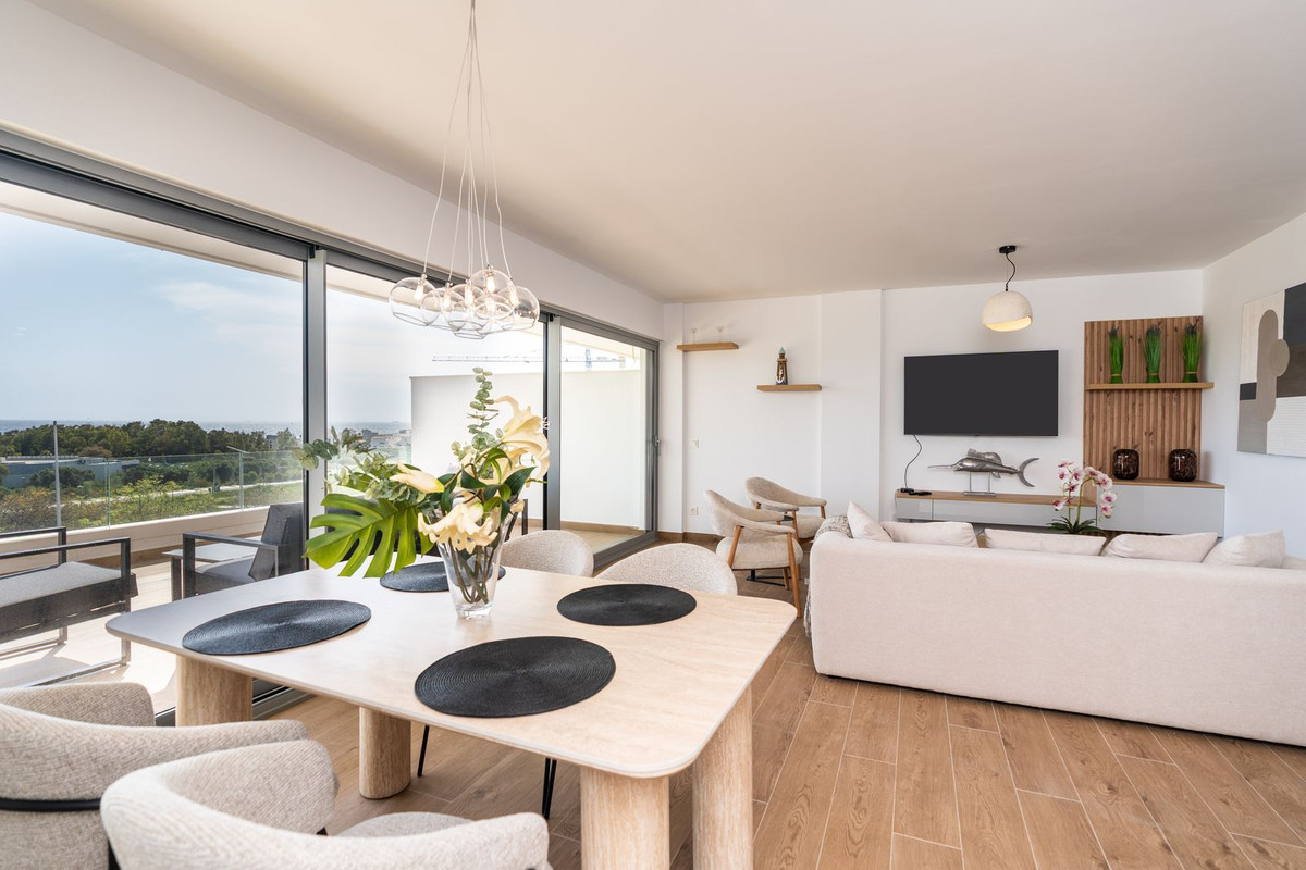 Apartment for sale in Estepona