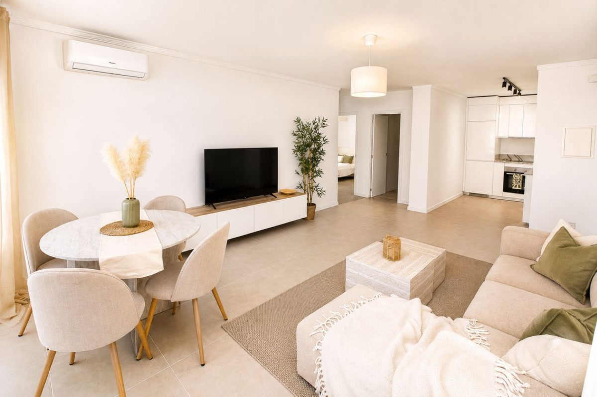 Apartment for sale in Estepona