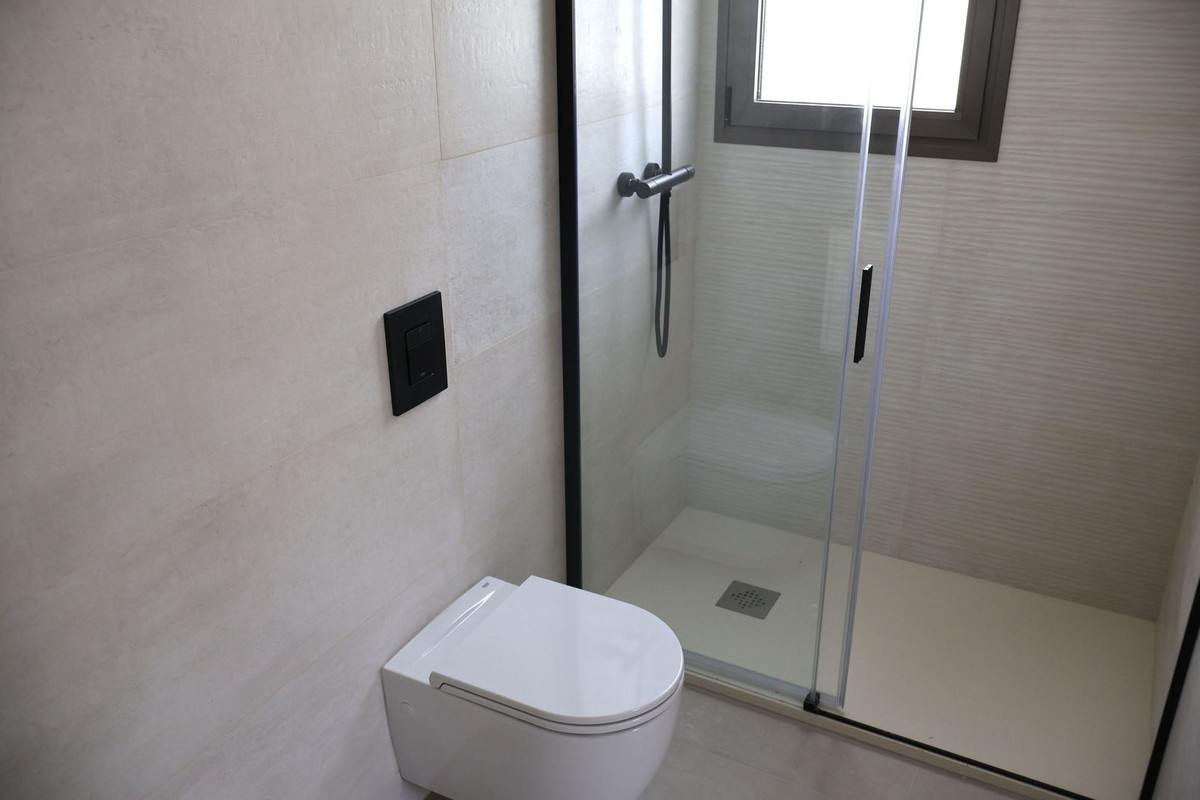 Apartment for sale in Estepona