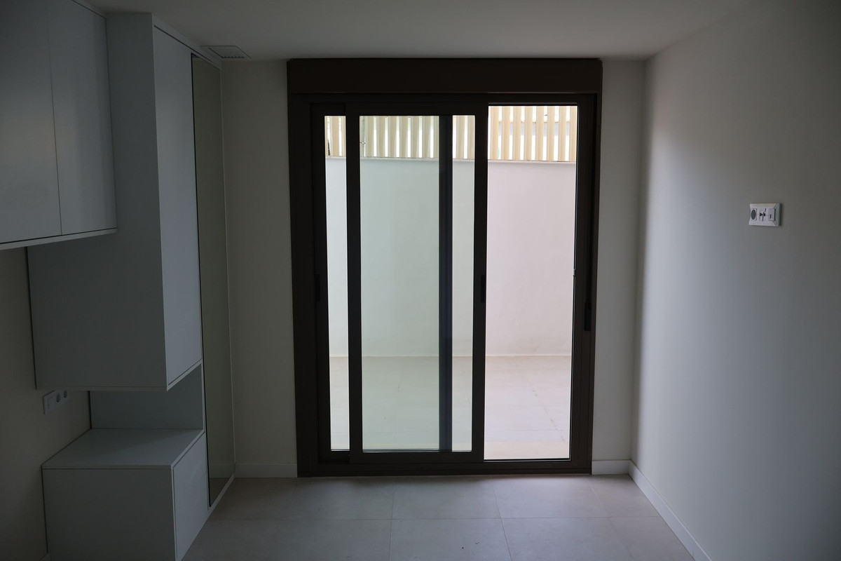 Apartment for sale in Estepona