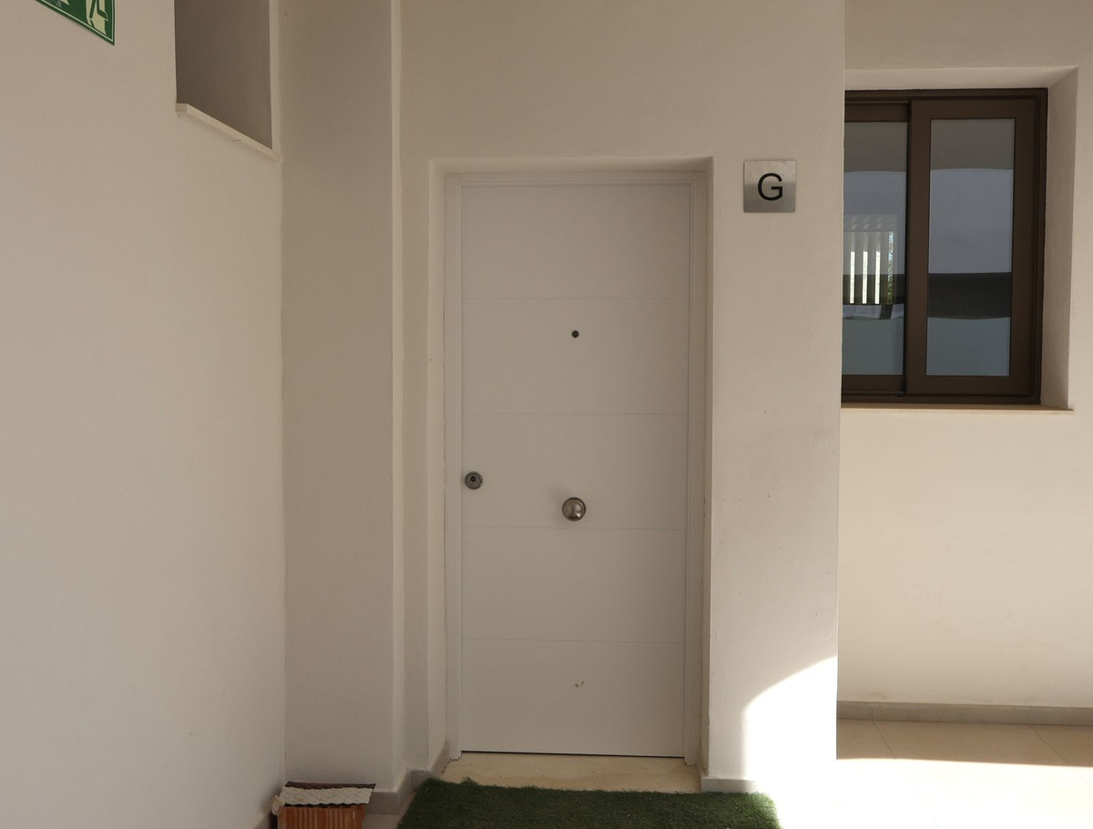 Apartment for sale in Estepona