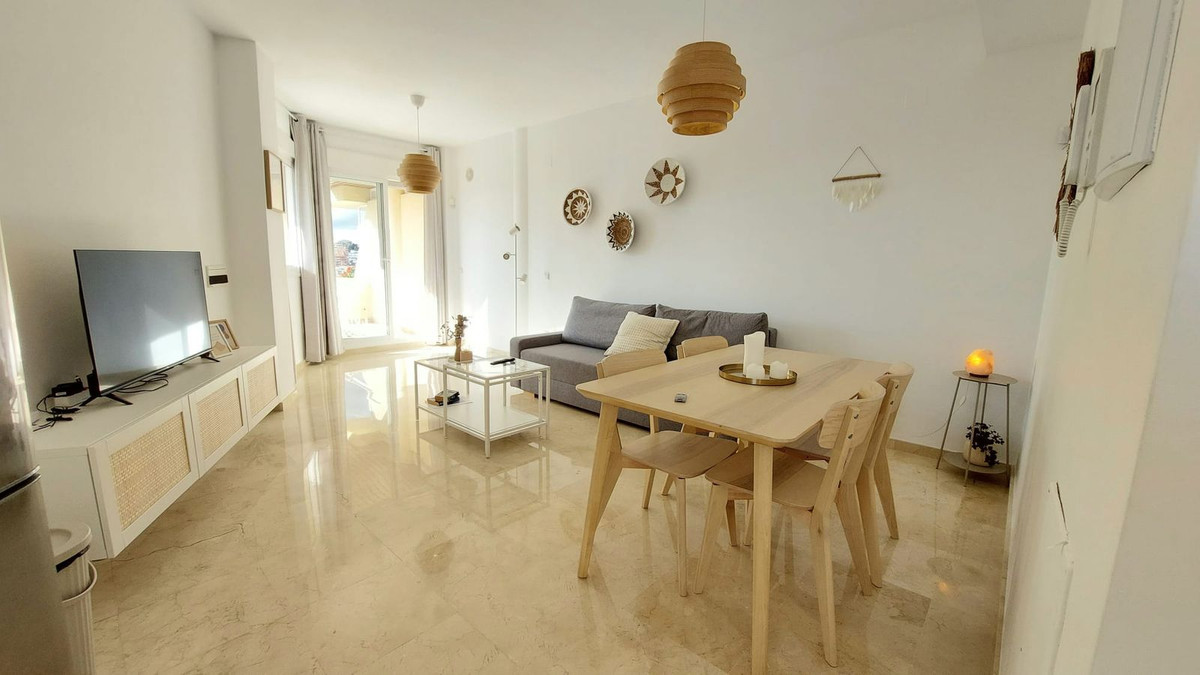 Apartment-in-Fuengirola-Ref-R4827538 Apartment for sale in Fuengirola