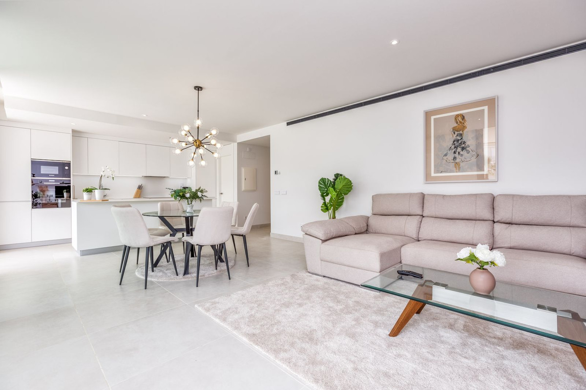 Apartment-in-Fuengirola-Ref-R4918267 Apartment for sale in Fuengirola