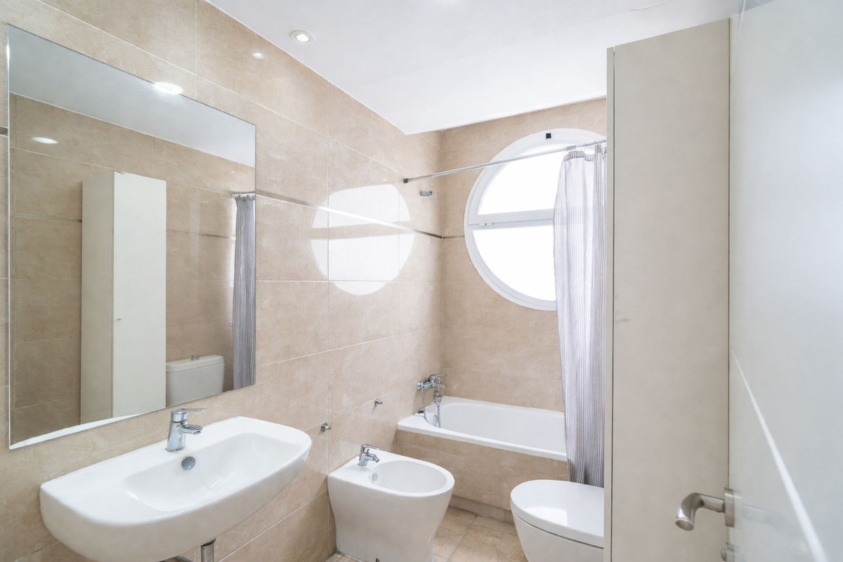 Apartment for sale in Fuengirola