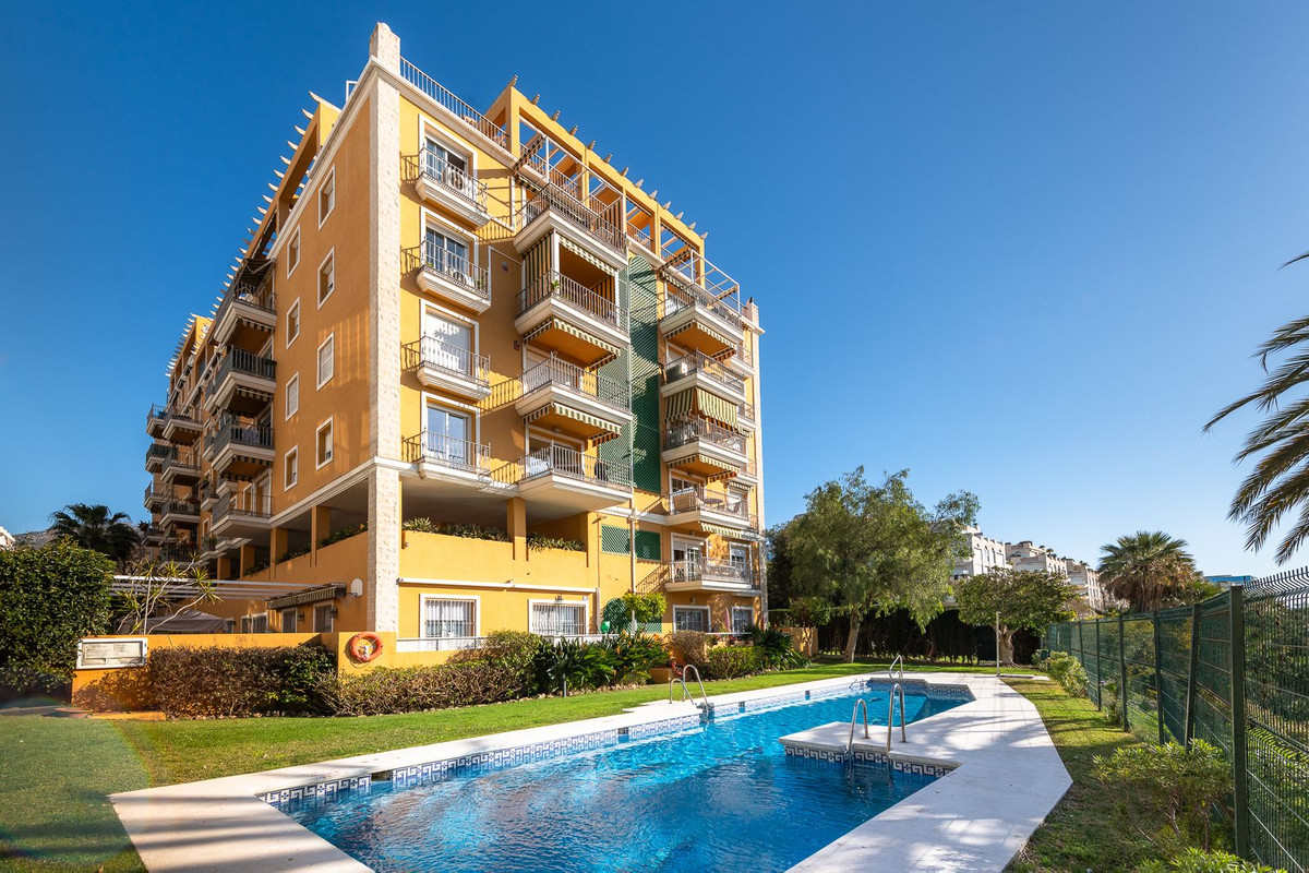 Apartment-in-Marbella-Ref-R4731361 Apartment for sale in Marbella