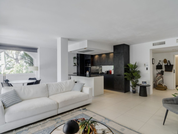 Apartment for sale in Marbella
