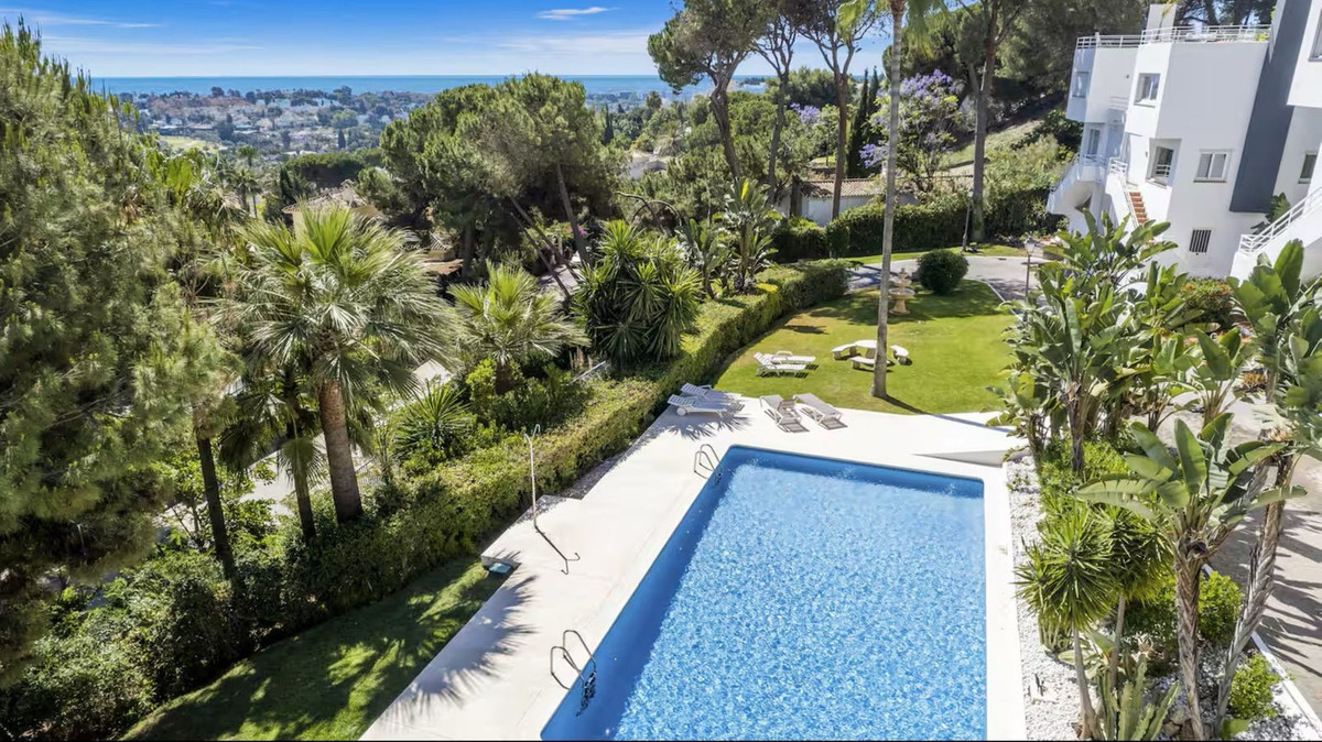 Apartment-in-Marbella-Ref-R5244274 Apartment for sale in Marbella