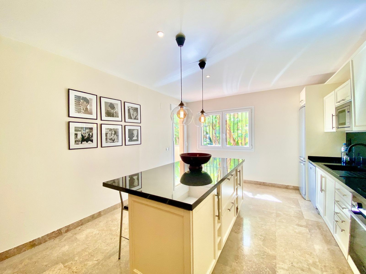 Apartment for sale in Marbella
