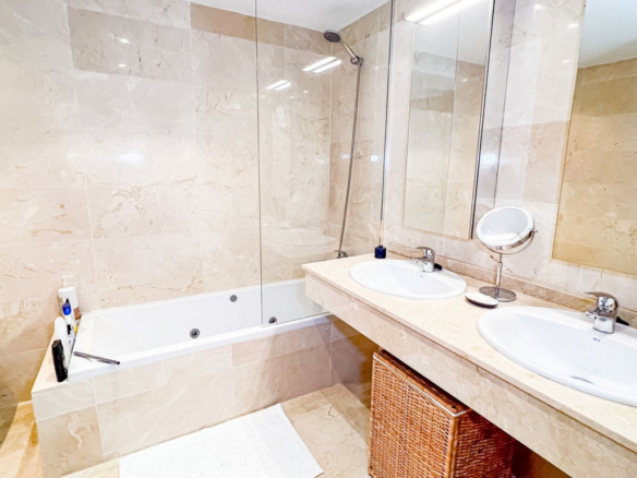 Apartment for sale in Marbella