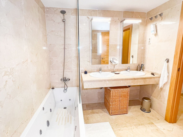Apartment for sale in Marbella