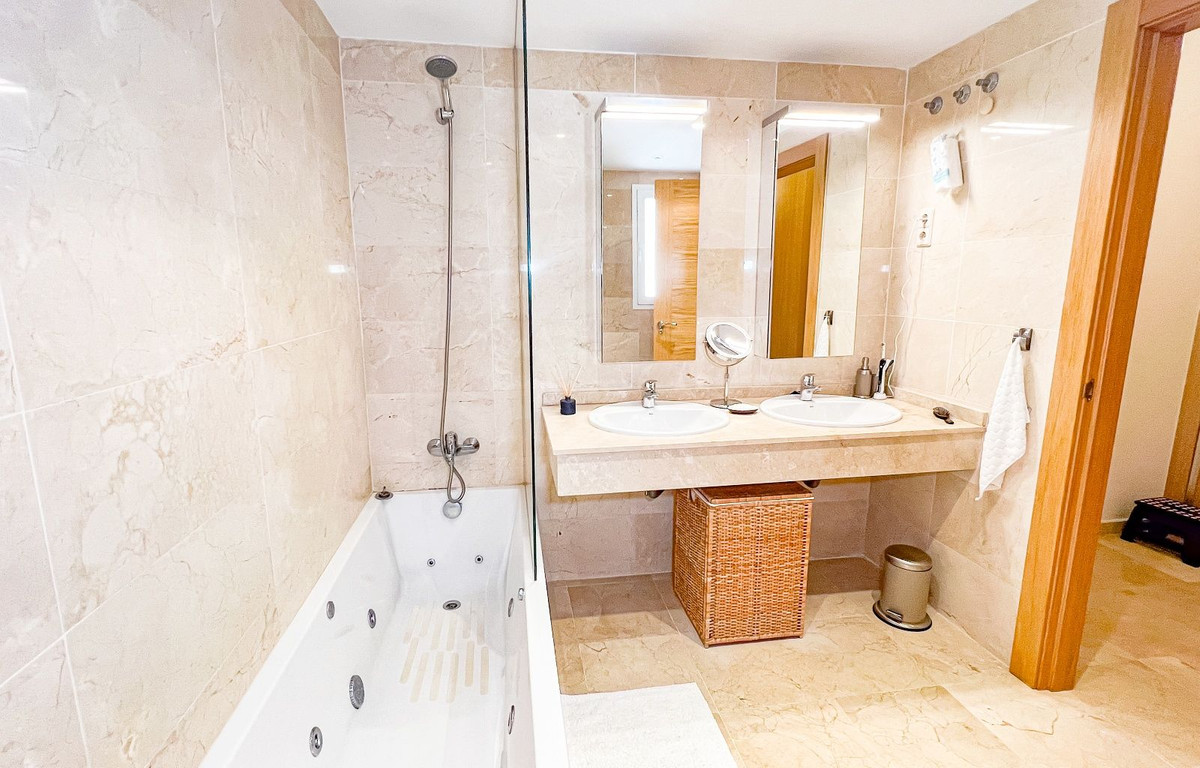 Apartment for sale in Marbella