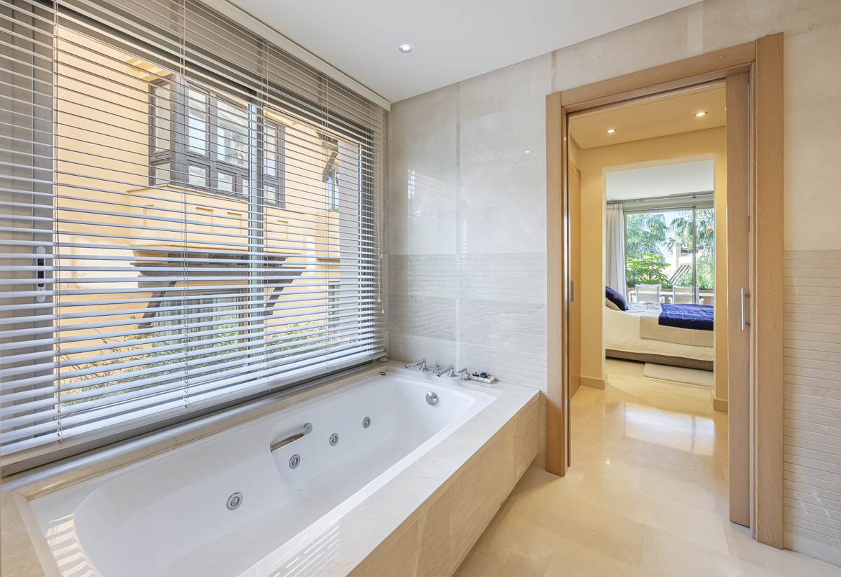 Apartment for sale in Marbella