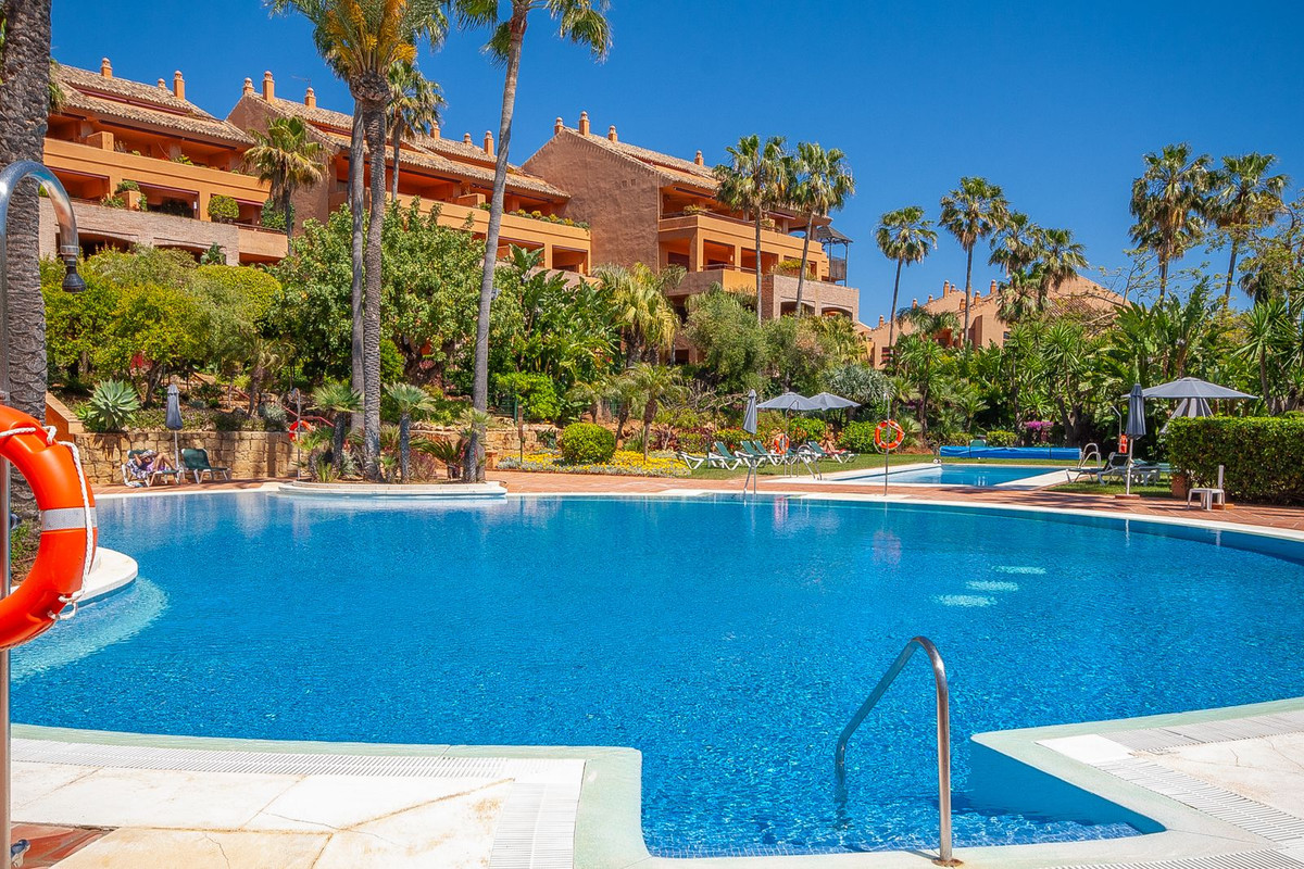 Apartment-in-Marbella-Ref-R5372803 Apartment for sale in Marbella