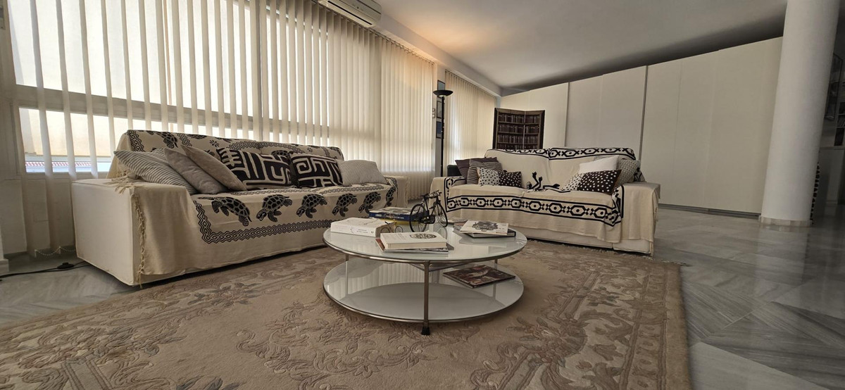 Apartment for sale in Marbella