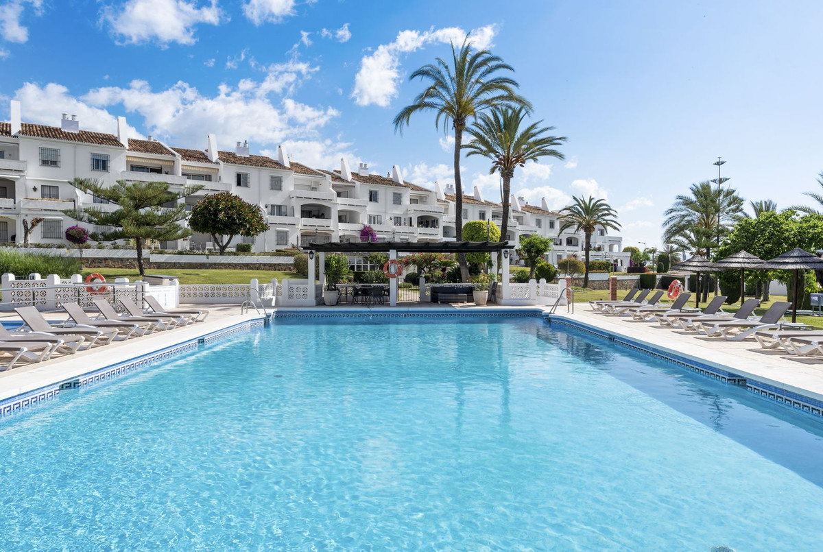 Apartment-in-Marbella-Ref-R5390056 Apartment for sale in Marbella