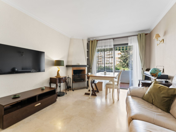 Apartment for sale in Mijas