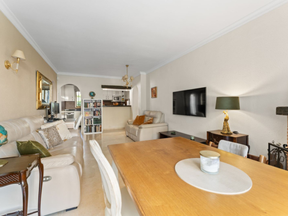Apartment for sale in Mijas