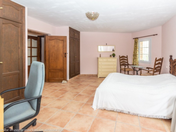 Finca for sale in Alhaurín de la Torre