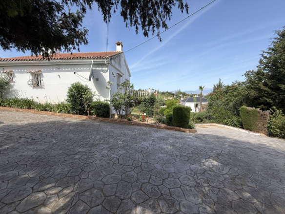 Finca for sale in Alhaurín el Grande