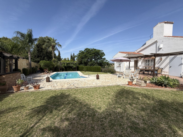 Finca for sale in Alhaurín el Grande