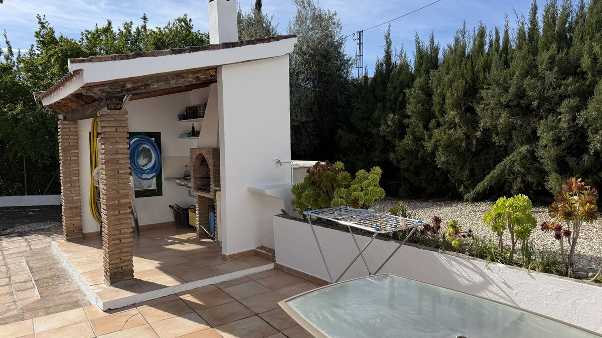Finca for sale in Coín