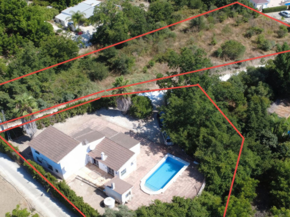 Finca for sale in Coín