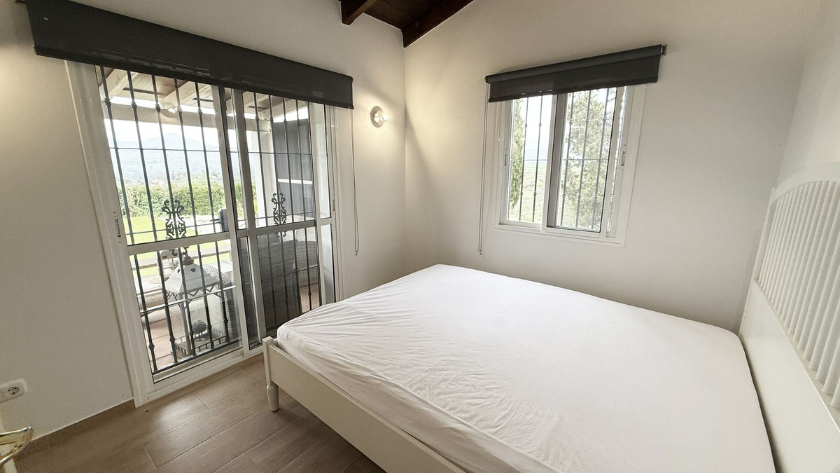 Finca for sale in Coín
