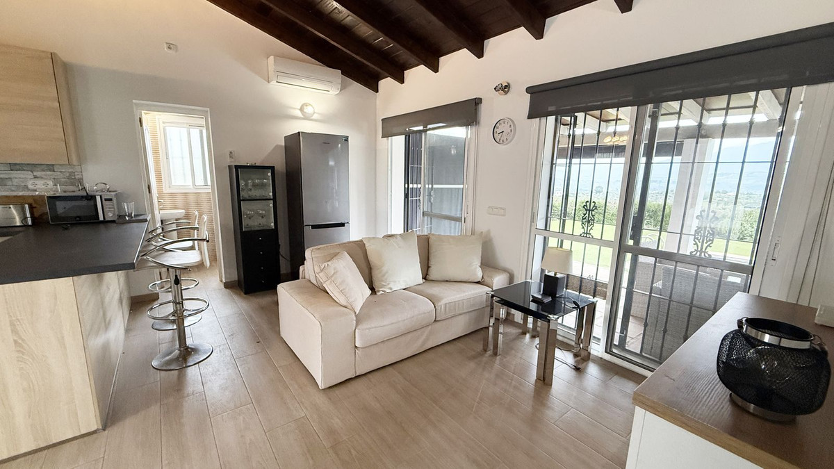 Finca for sale in Coín