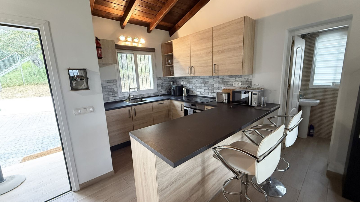 Finca for sale in Coín