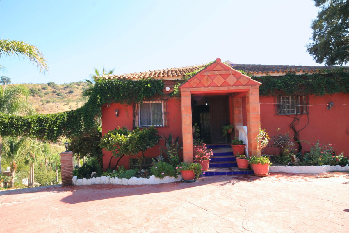 Finca for sale in Monda