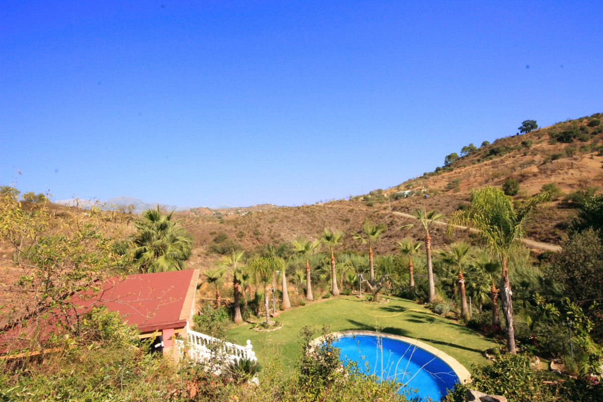Finca for sale in Monda