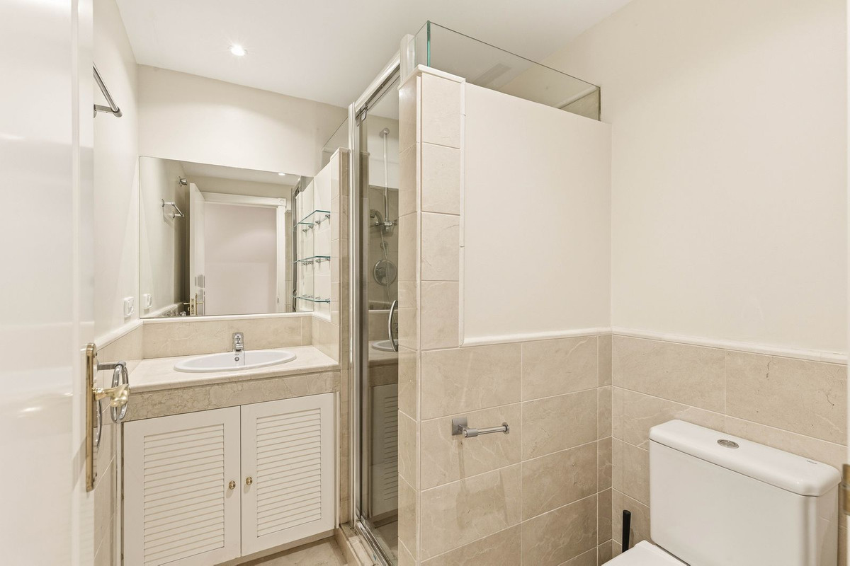 Penthouse for sale in Benahavís