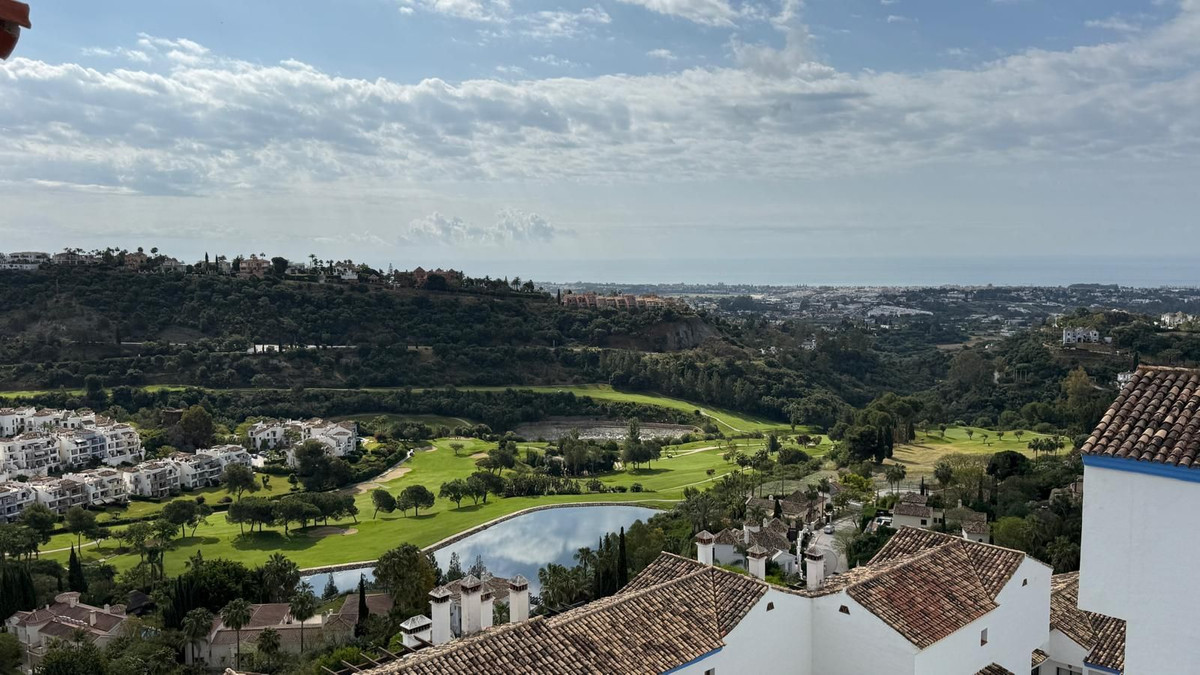 Penthouse for sale in Benahavís