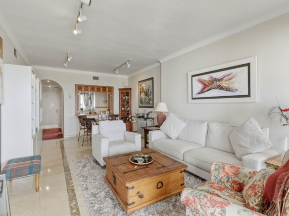 Penthouse for sale in Benahavís