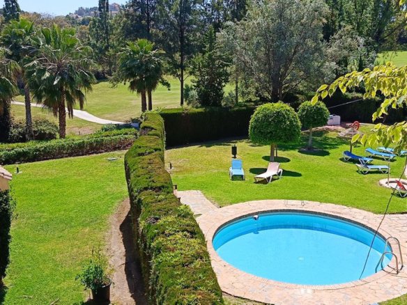 Penthouse for sale in Benahavís