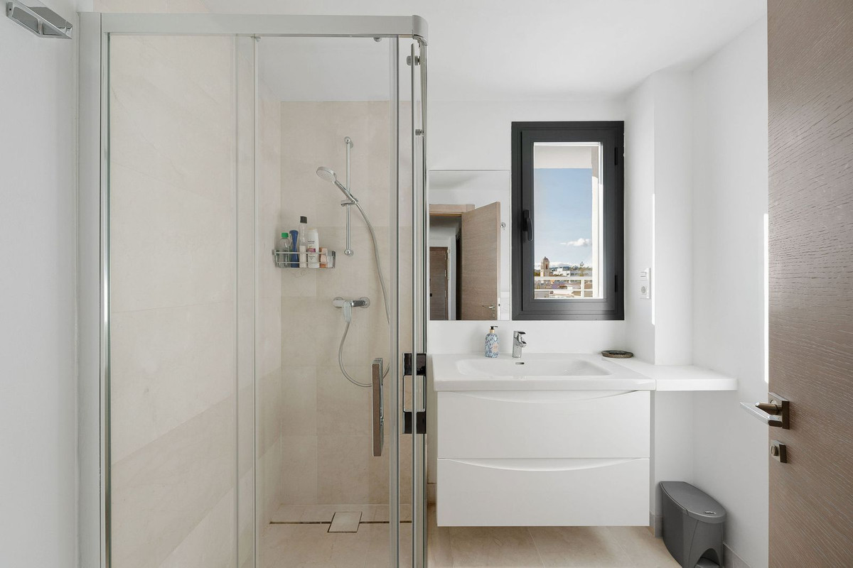 Penthouse for sale in Estepona