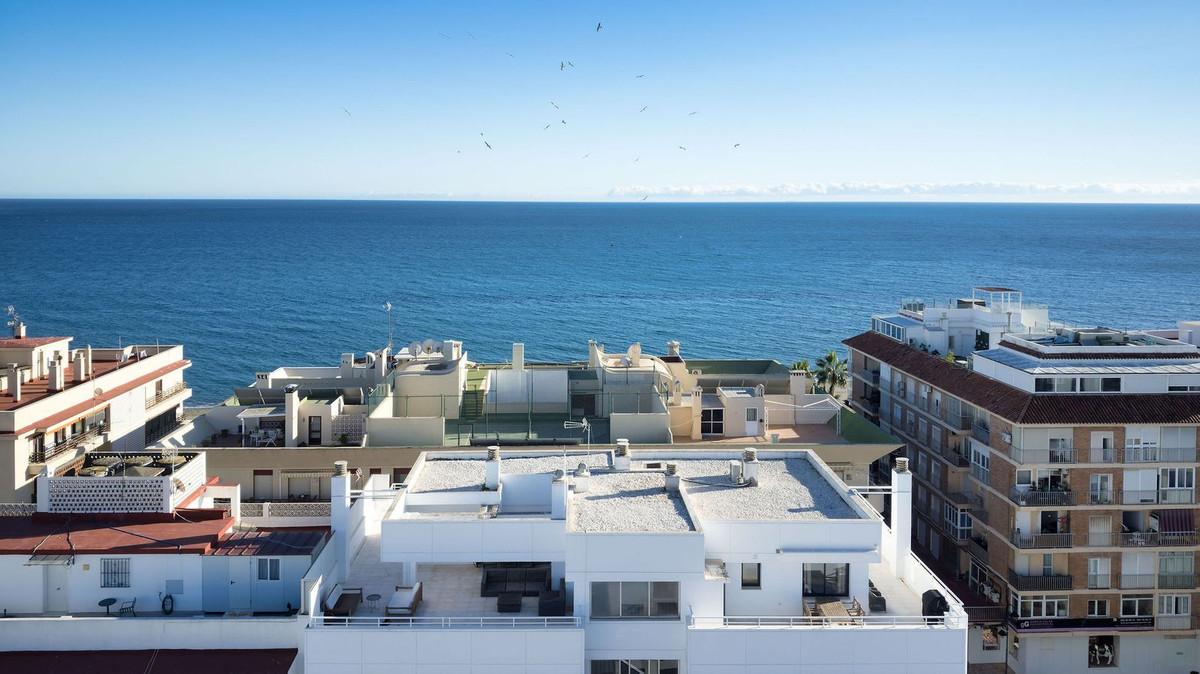 Penthouse for sale in Estepona