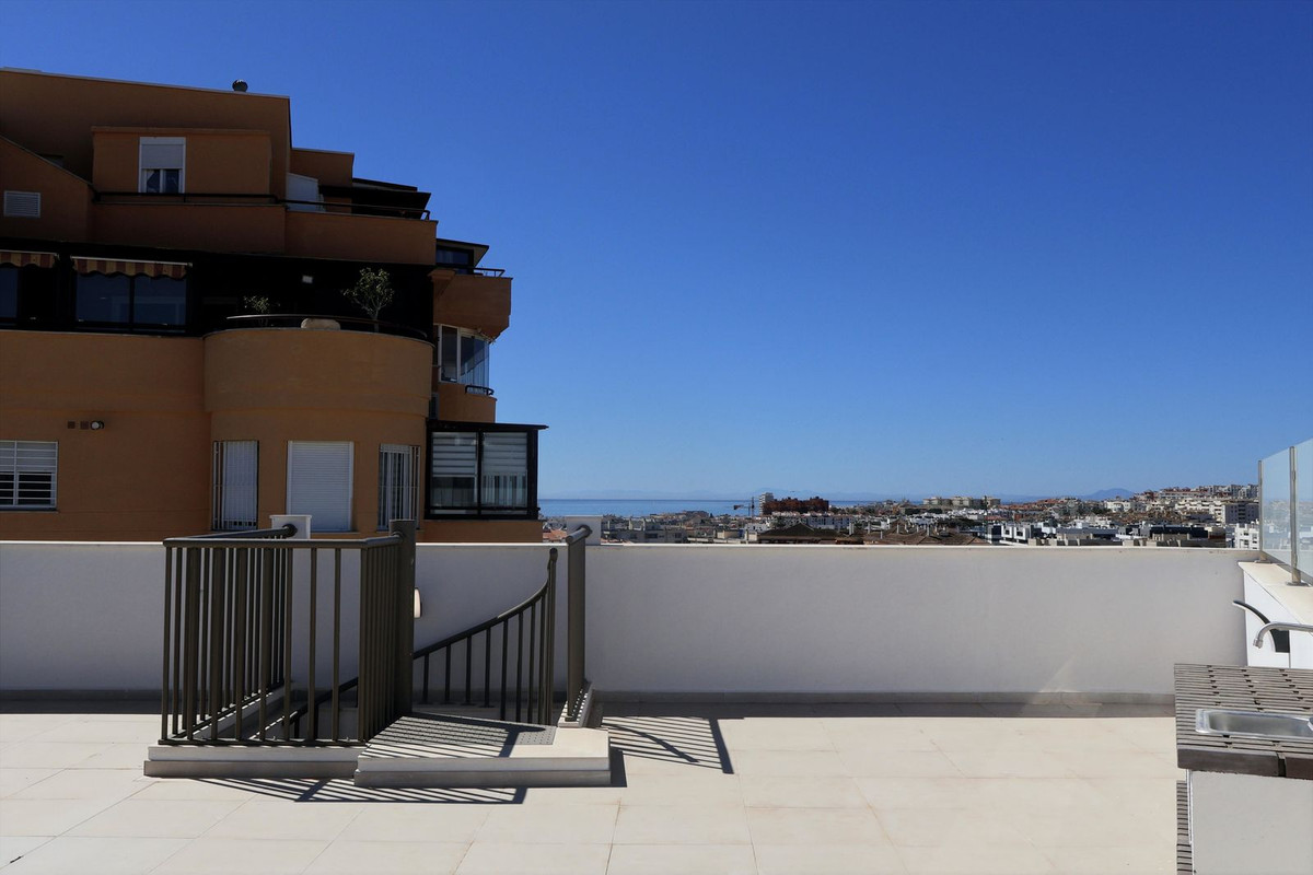 Penthouse-in-Estepona-Ref-R5351353 Penthouse for sale in Estepona