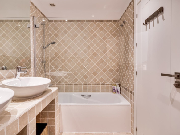 Penthouse for sale in Estepona