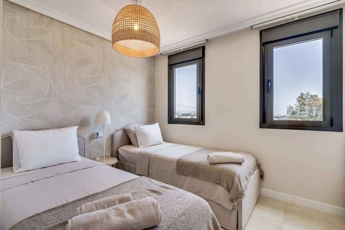 Penthouse for sale in Estepona