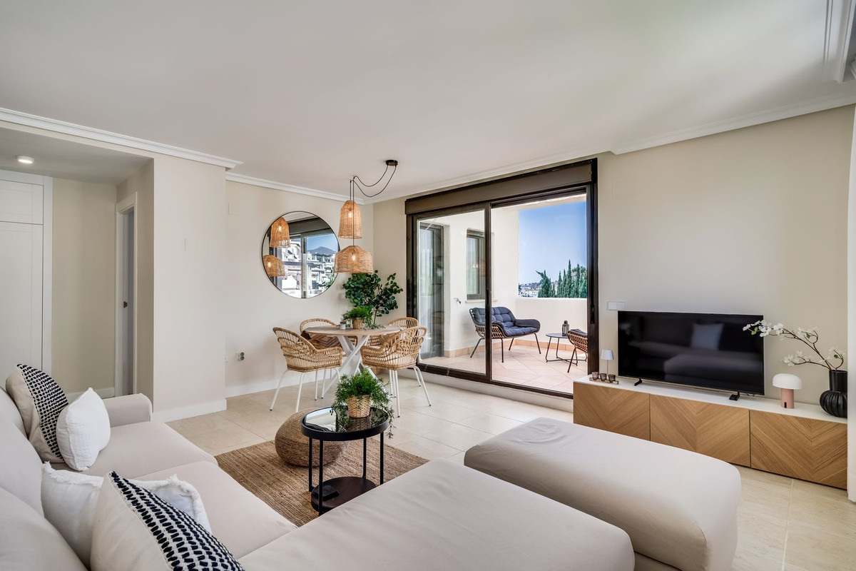 Penthouse for sale in Estepona