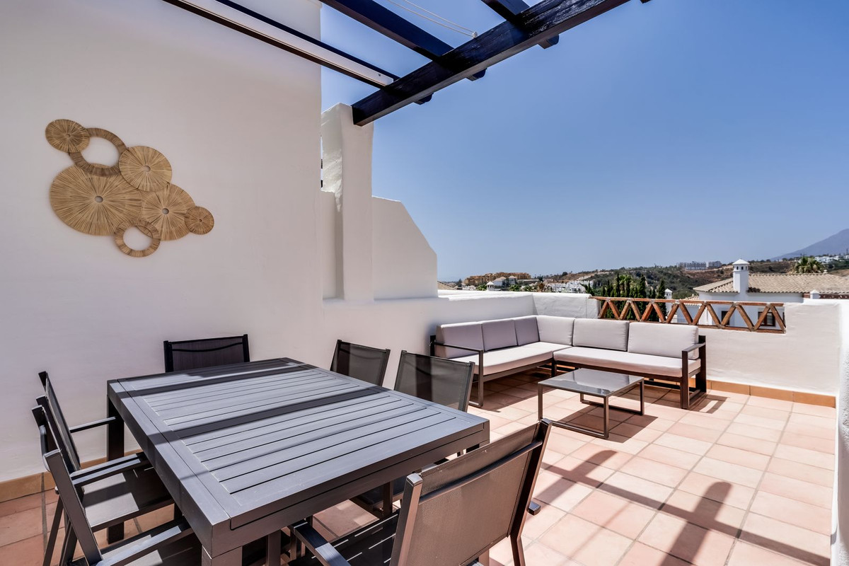 Penthouse for sale in Estepona