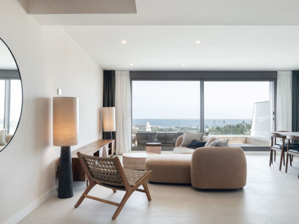 Penthouse for sale in Estepona